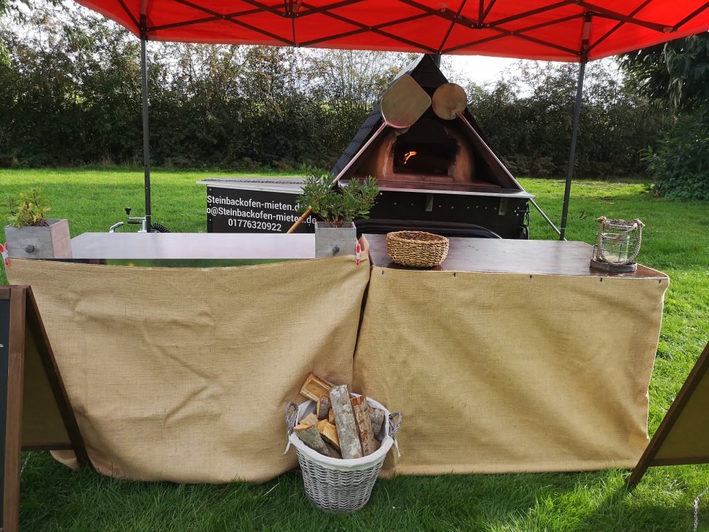 Steinbackofen Mieten Foodtruck Petit Flambé